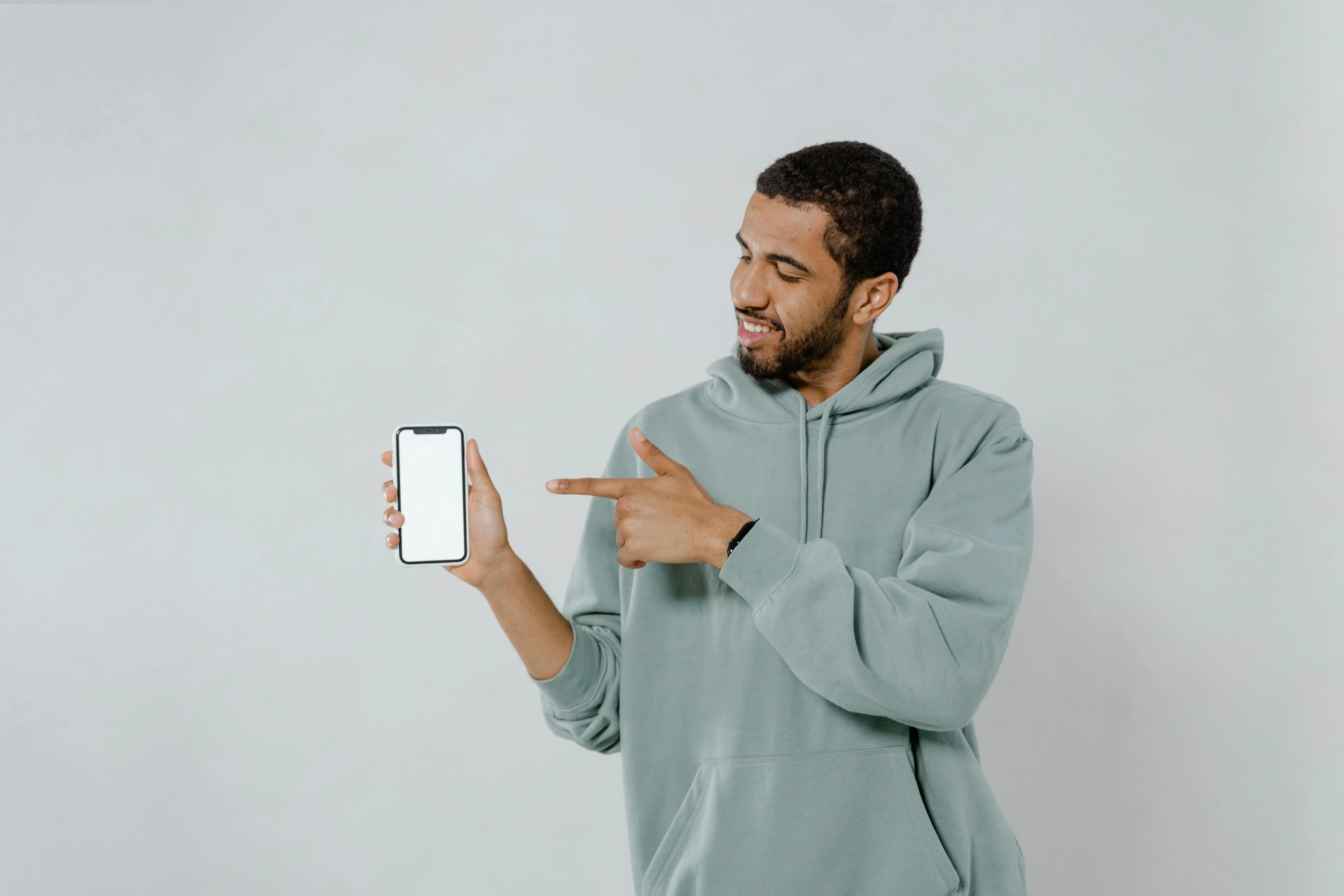 12 Social Post Templates That Drive Clicks to Your Link-in-Bio (Captions, Hashtags, Thumbnails)